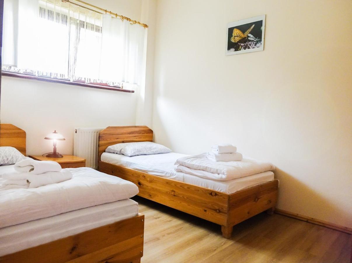 Zadrna Rezydencja Aparthotel Chełmsko Śląskie Exteriör bild