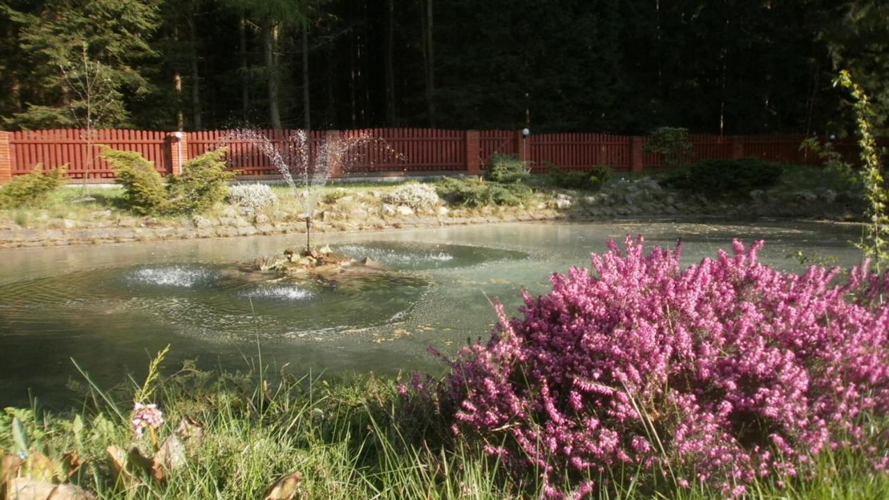 Zadrna Rezydencja Aparthotel Chełmsko Śląskie Exteriör bild